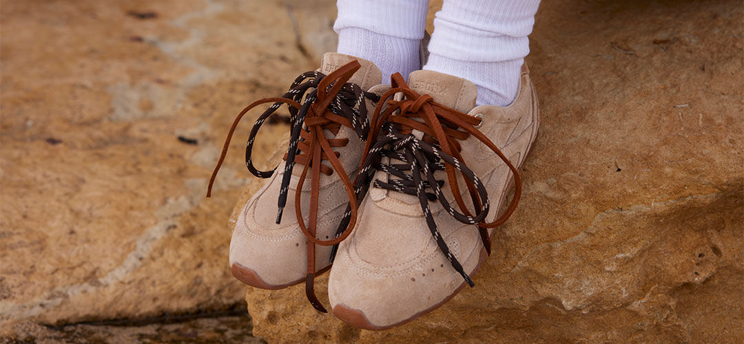 Dit zijn de sneakertrends 2025 voor dames | Omoda
