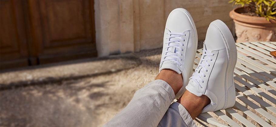 residu landelijk Spreek luid How to: Witte sneakers schoonmaken | Omoda