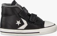Zwarte CONVERSE Hoge sneaker STAR PLAYER 2V MID - medium