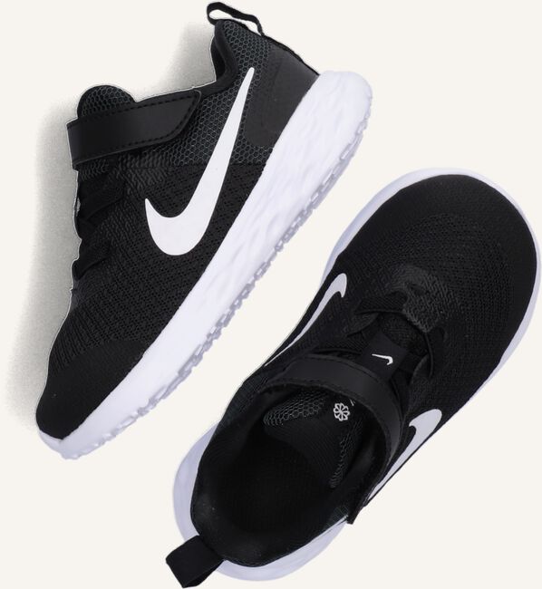 Zwarte NIKE Lage sneakers REVOLUTION 6 (TDV) Zwarte NIKE Lage sneakers REVOLUTION 6 (TDV) - large