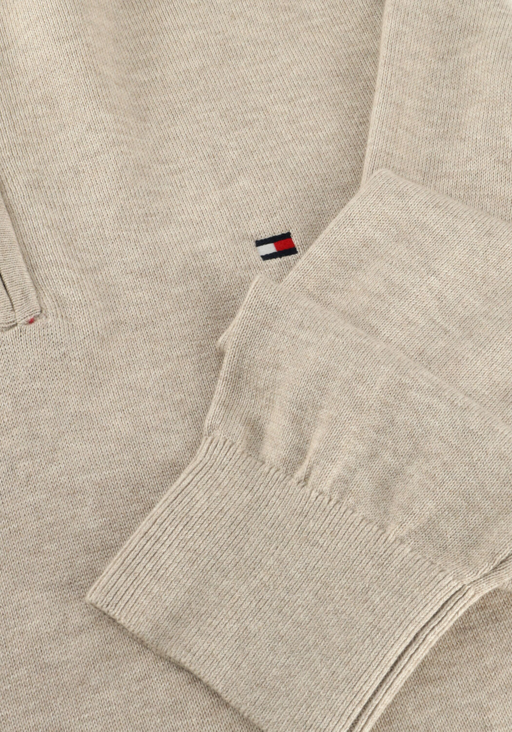 Beige TOMMY HILFIGER Trui ESSENTIAL COTTON ZIP MOCK - large