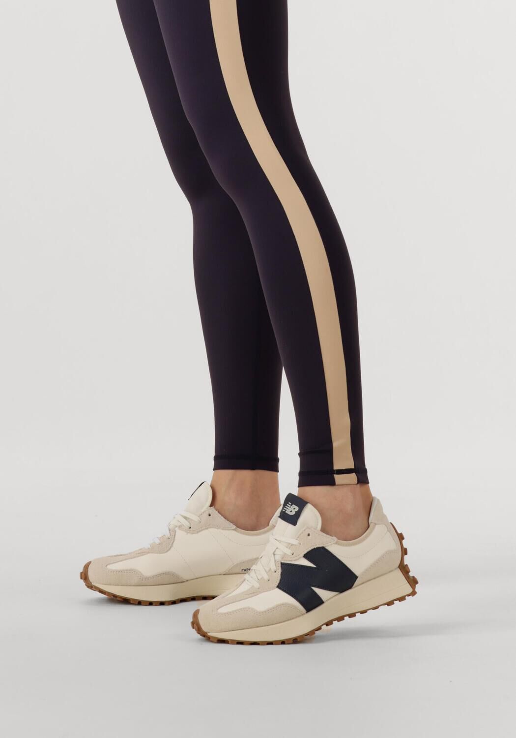 Witte NEW BALANCE Lage sneakers WS327 D - large