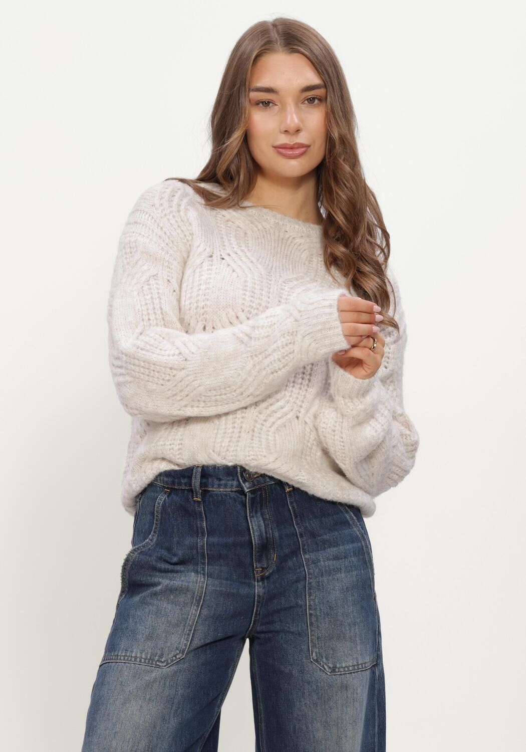 Creme MOSCOW Trui 29-09-NEROCABLE - large