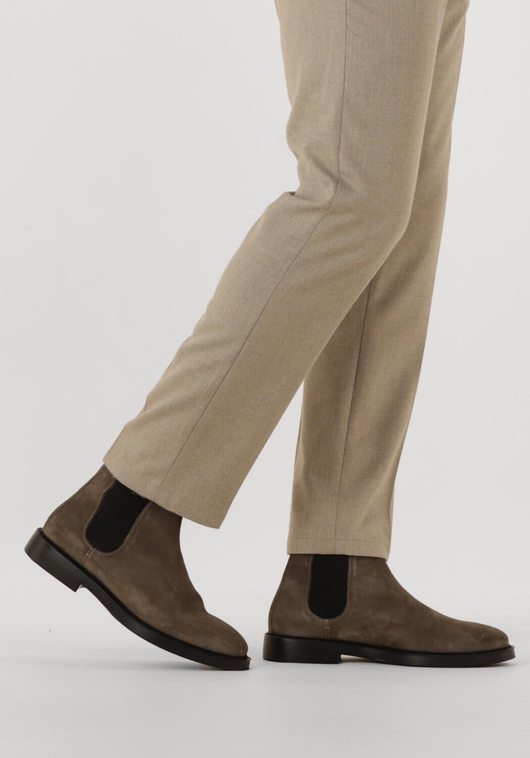 Grijze NUBIKK Chelsea boots TUCSON RAI - large