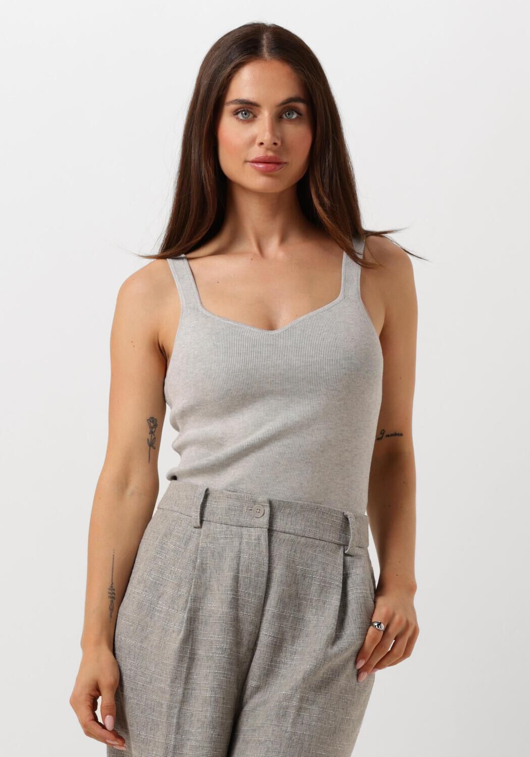 NEO NOIR Dames Tops & T-shirts Hanora Knit Top Grijs