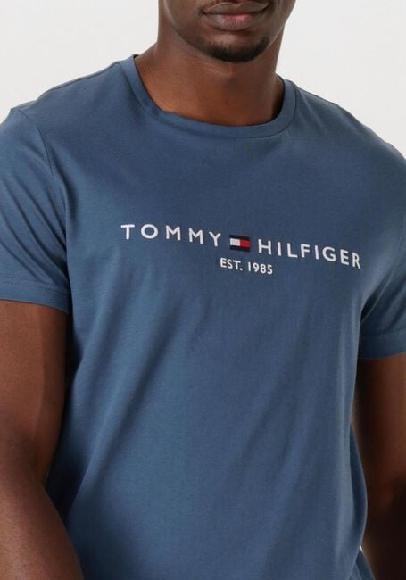 Blauwe TOMMY HILFIGER T-shirt TOMMY LOGO TEE - large