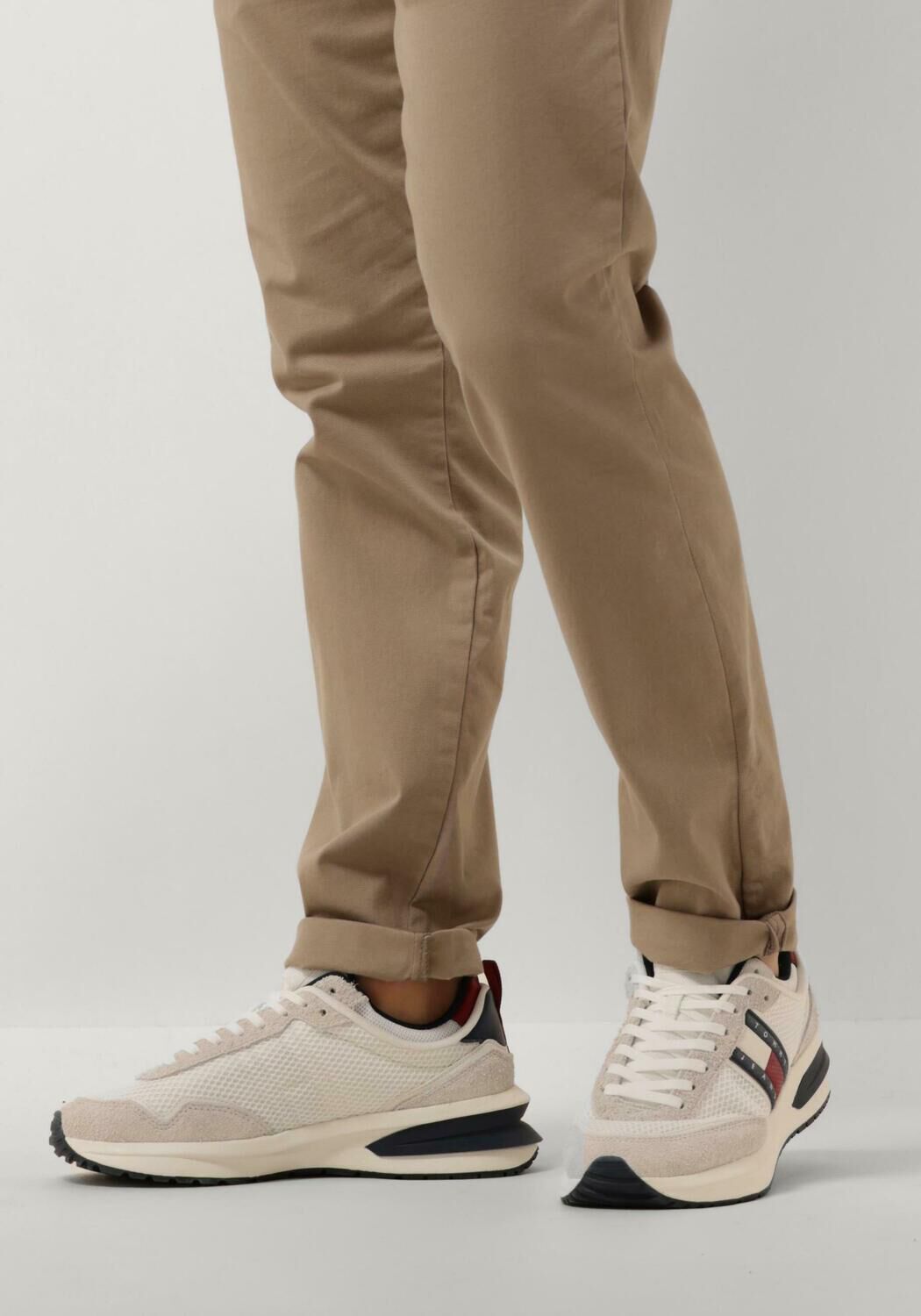 Witte TOMMY JEANS Lage sneakers TOMMY JEANS M RUNNER - large