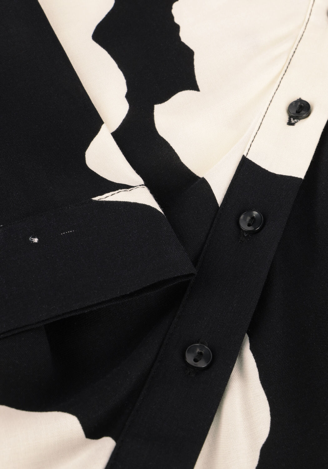 Zwarte Y.A.S. Maxi jurk YASSAVANNA LONG SHIRT DRESS S. - large