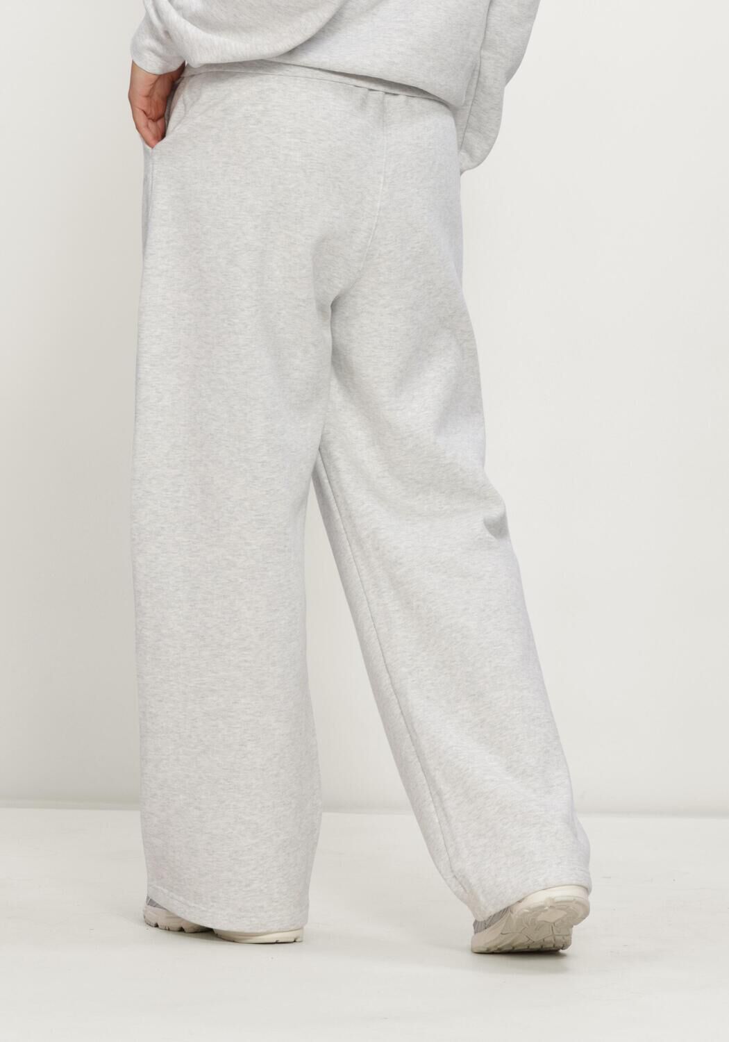 BJORN BORG Dames Broeken Studio Oversized Straight Sweatpants Lichtgrijs
