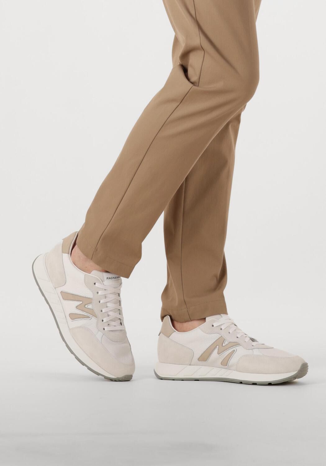 Witte MAGNANNI Lage sneakers 26144 - large