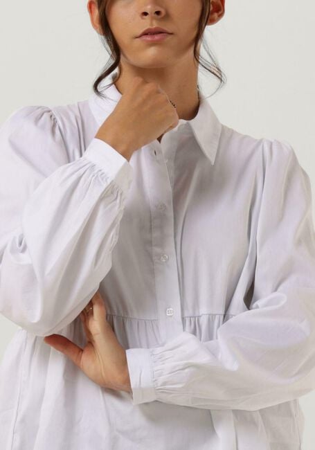 Witte LEVETE ROOM Blouses LR-ISLA SOLID 64 SHIRT - large