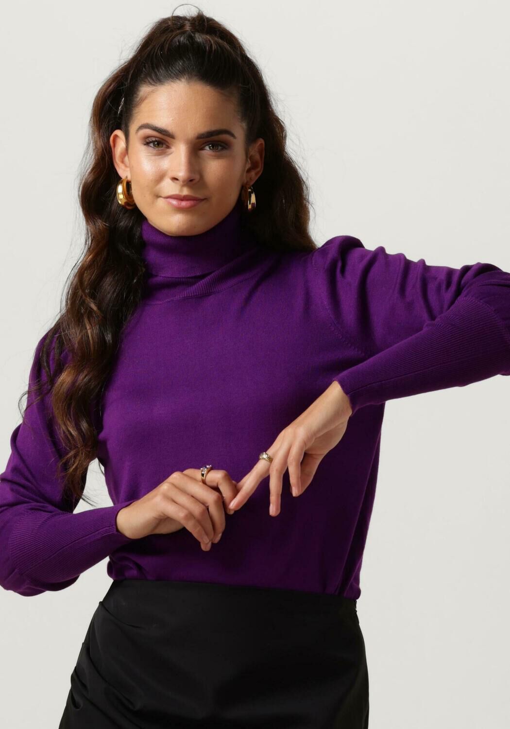 Dunne coltrui shop dames korte mouw