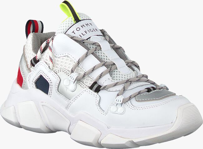 Witte TOMMY HILFIGER Lage sneakers CITY VOYAGER CHUNKY - large