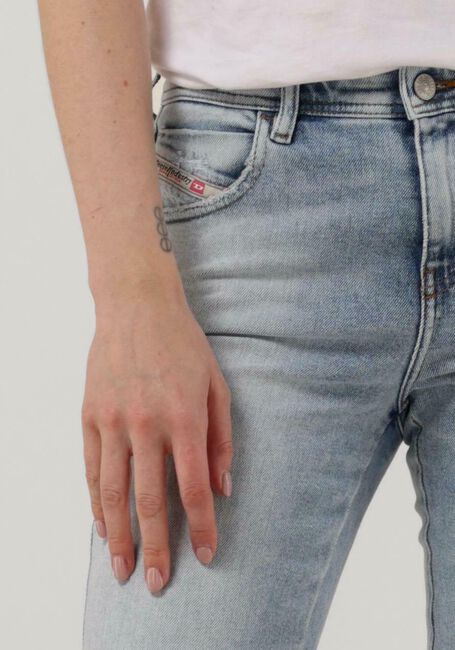 Lichtblauwe DIESEL Slim fit jeans 2015 BABHILA - large