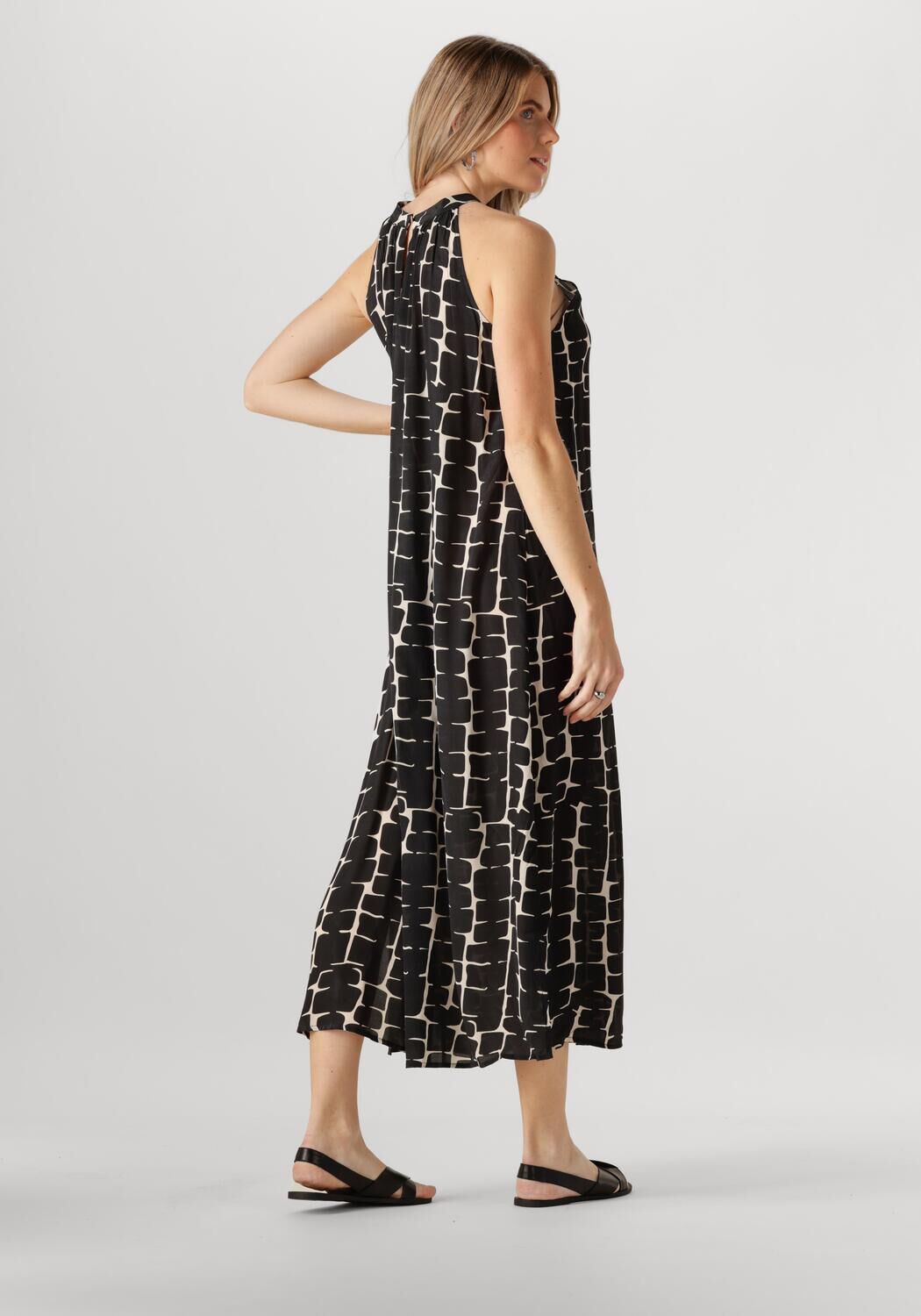 NUKUS Dames Jurken Angela Dress Nora Zwart