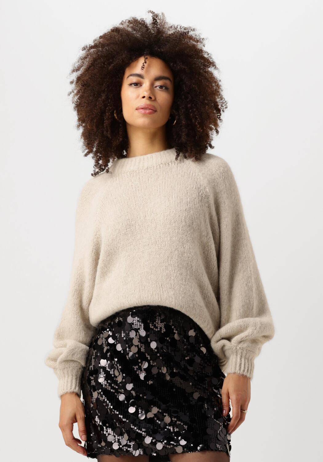 Notre-v Elegante crèmekleurige trui voor vrouwen Beige Dames
