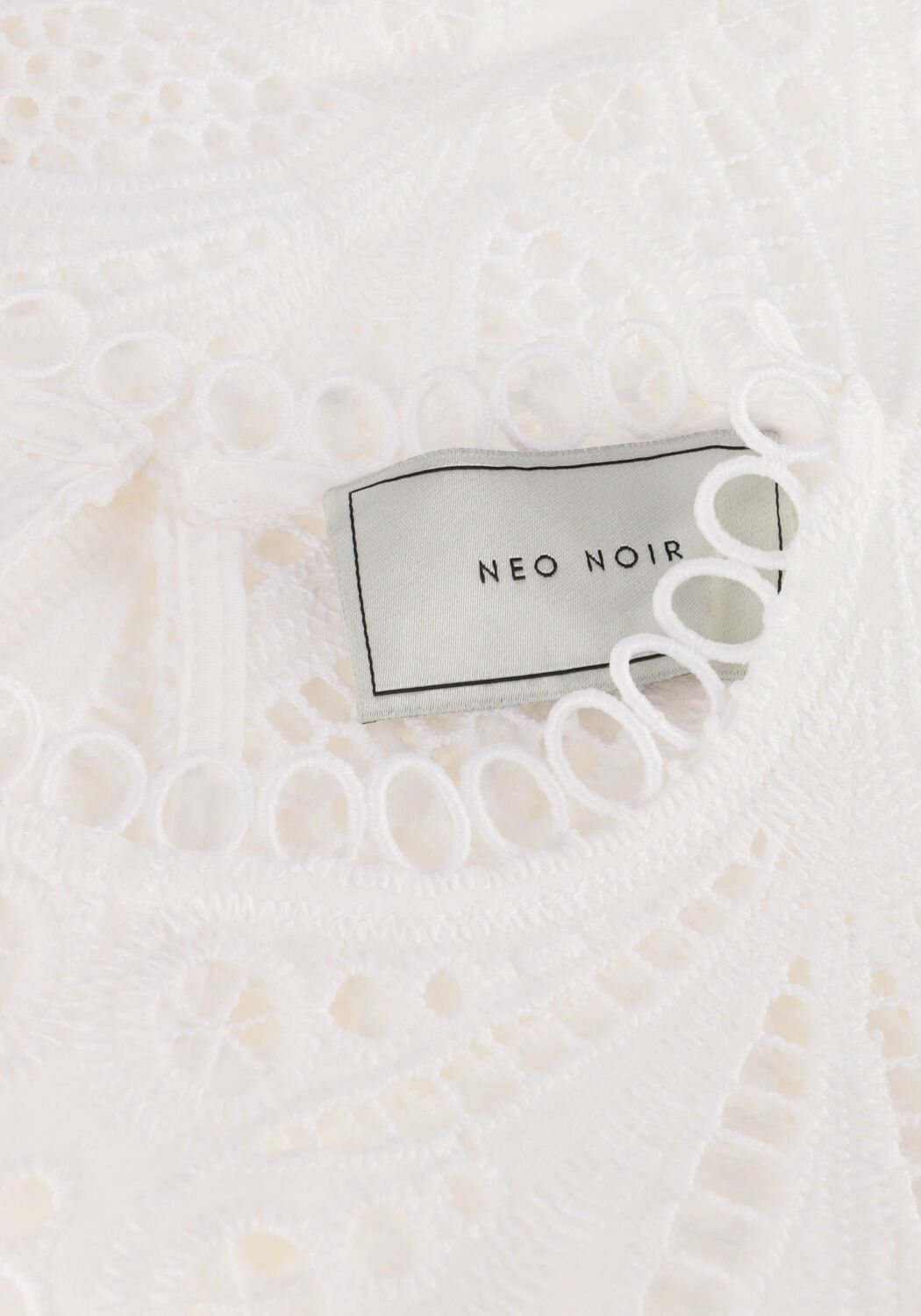 Gebroken wit NEO NOIR Blouses ADELA EMBROIDERY BLOUSE - large