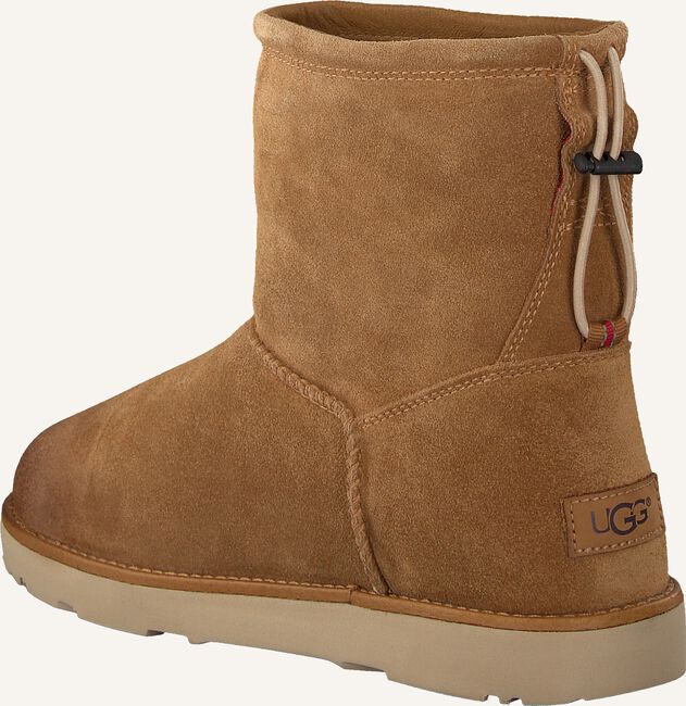 Cognac UGG Vachtlaarzen CLASSIC TOGGLE WATERPROOF Cognac UGG Vachtlaarzen CLASSIC TOGGLE WATERPROOF - large