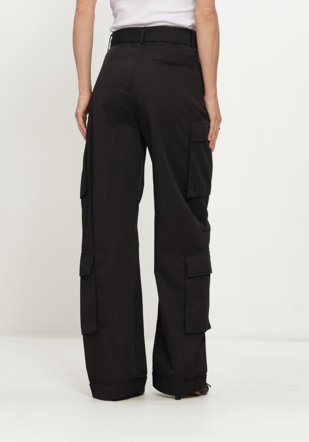 Zwarte HAUTE L'AMITI&Eacute; Broeken RABI CARGO POCKET TALL PANT - large