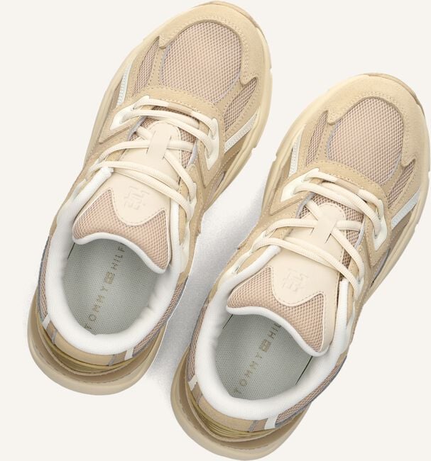 Beige TOMMY HILFIGER Lage sneakers TH MODERN RUGGED RUNNER Omoda
