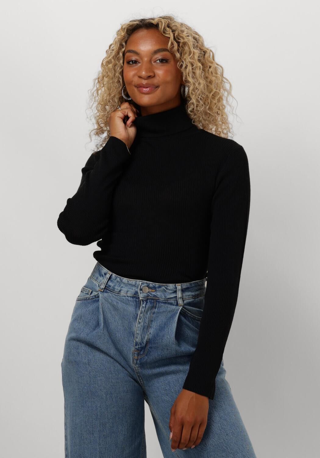 zwarte selected femme trui slfnaja ls knit roll neck