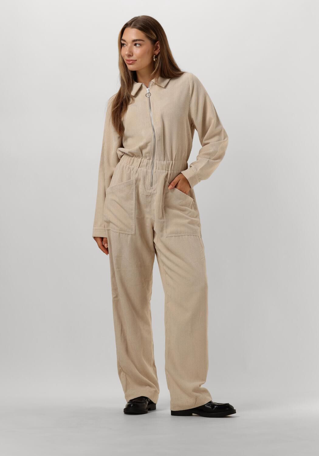 Lollys Laundry Zandkleurige jumpsuit voor veelzijdige styling Beige Dames
