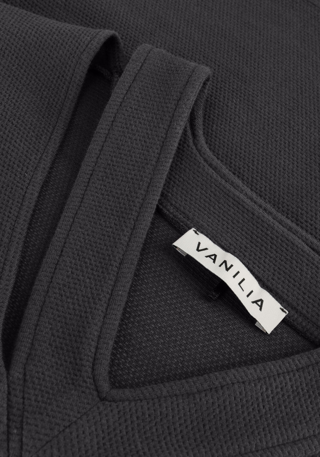 Grijze VANILIA Top V-NECK CUTOUT TEXTURE TOP - large