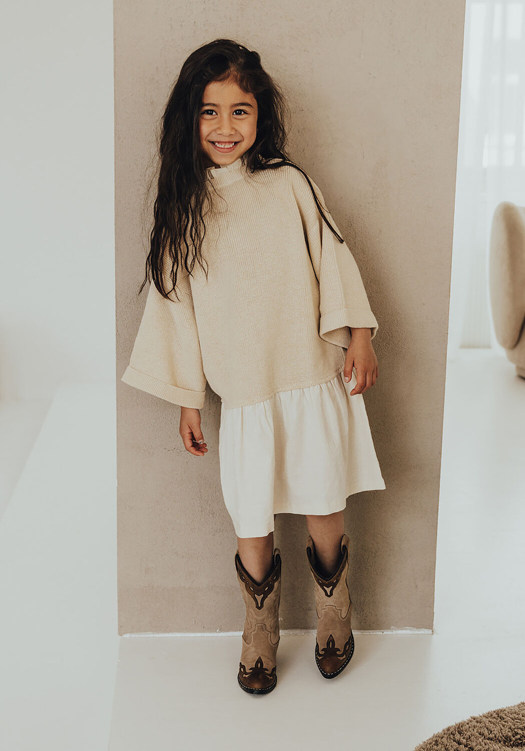 Zand BAJE STUDIO Mini jurk DRESS KNITTED WOVEN SAND - large