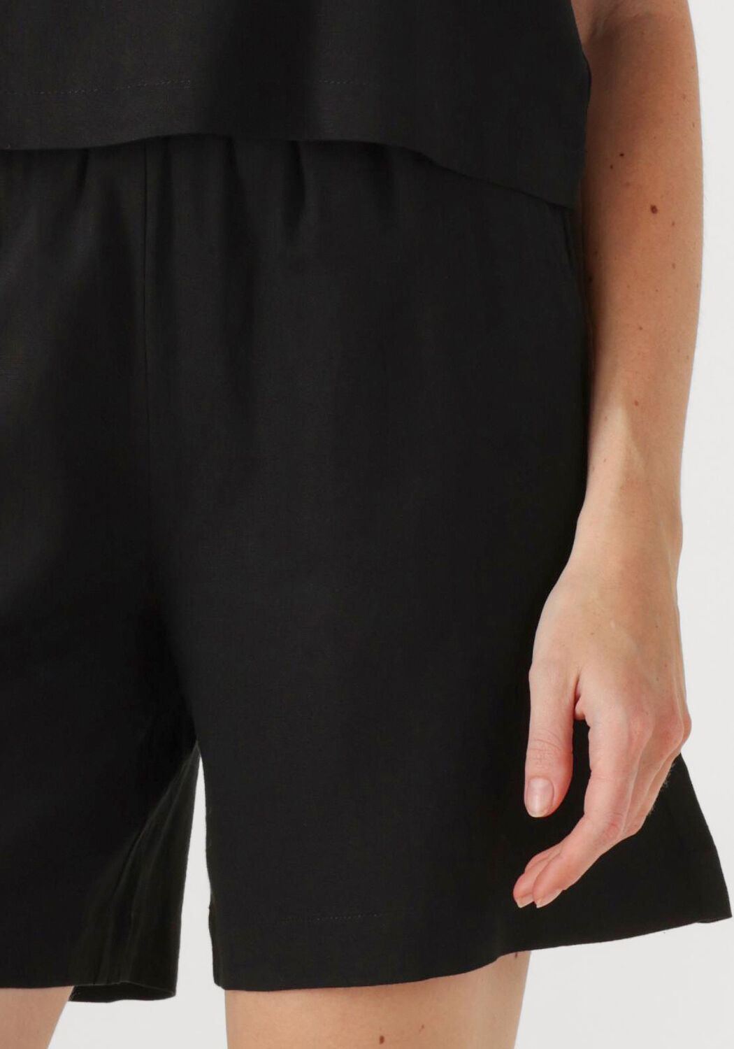 MY ESSENTIAL WARDROBE Dames Broeken Diasmw Shorts Zwart