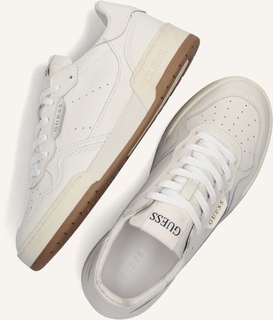 Witte GUESS Lage sneakers JINNY Witte GUESS Lage sneakers JINNY - large