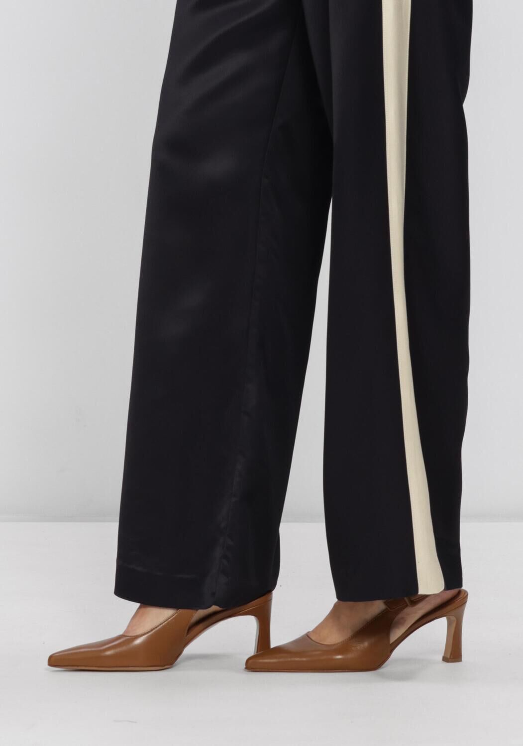 Camel LINA LOCCHI Slingbacks AU263 - large