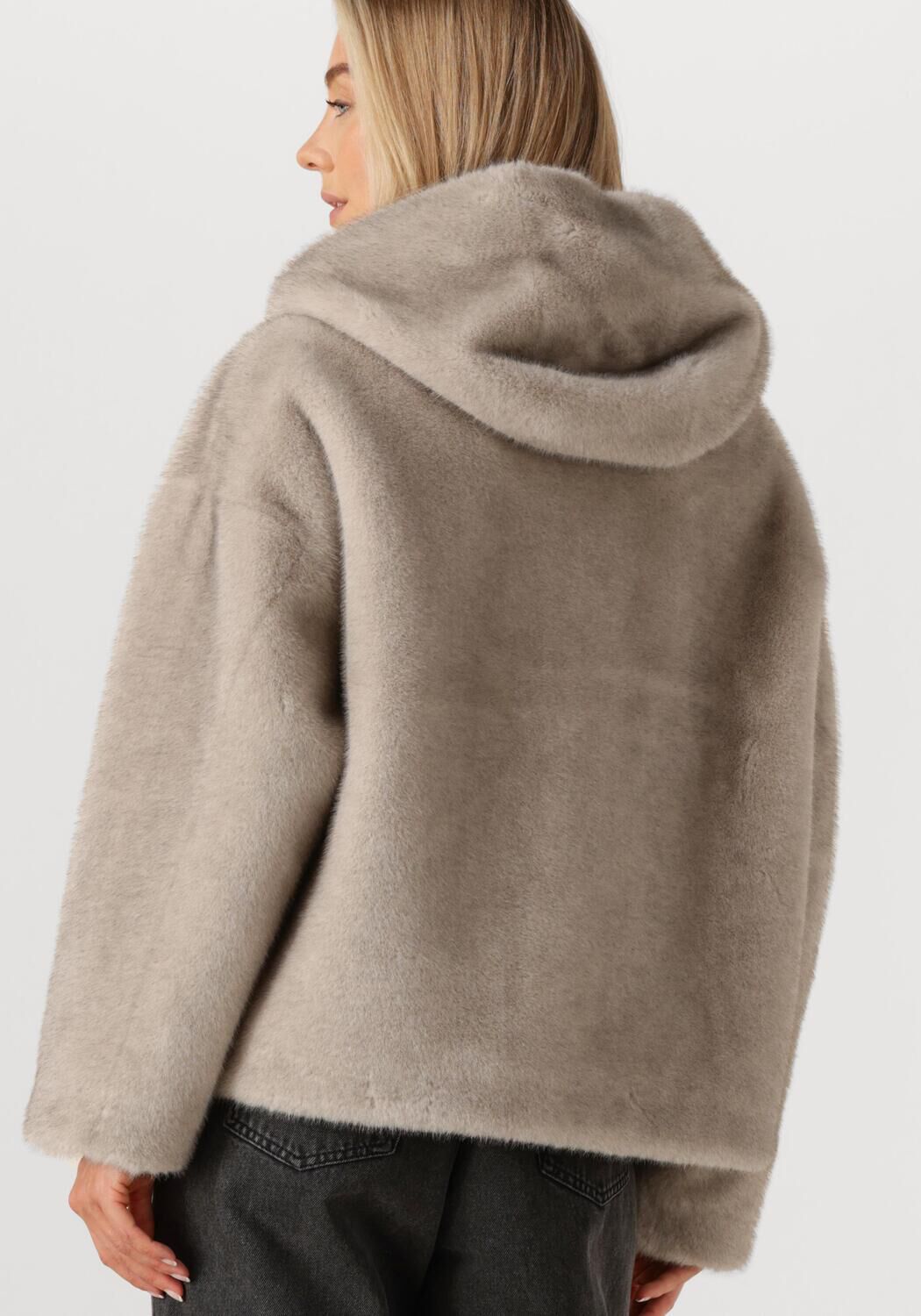 Lichtgrijze STUDIO AR Faux fur jas RUBY - large