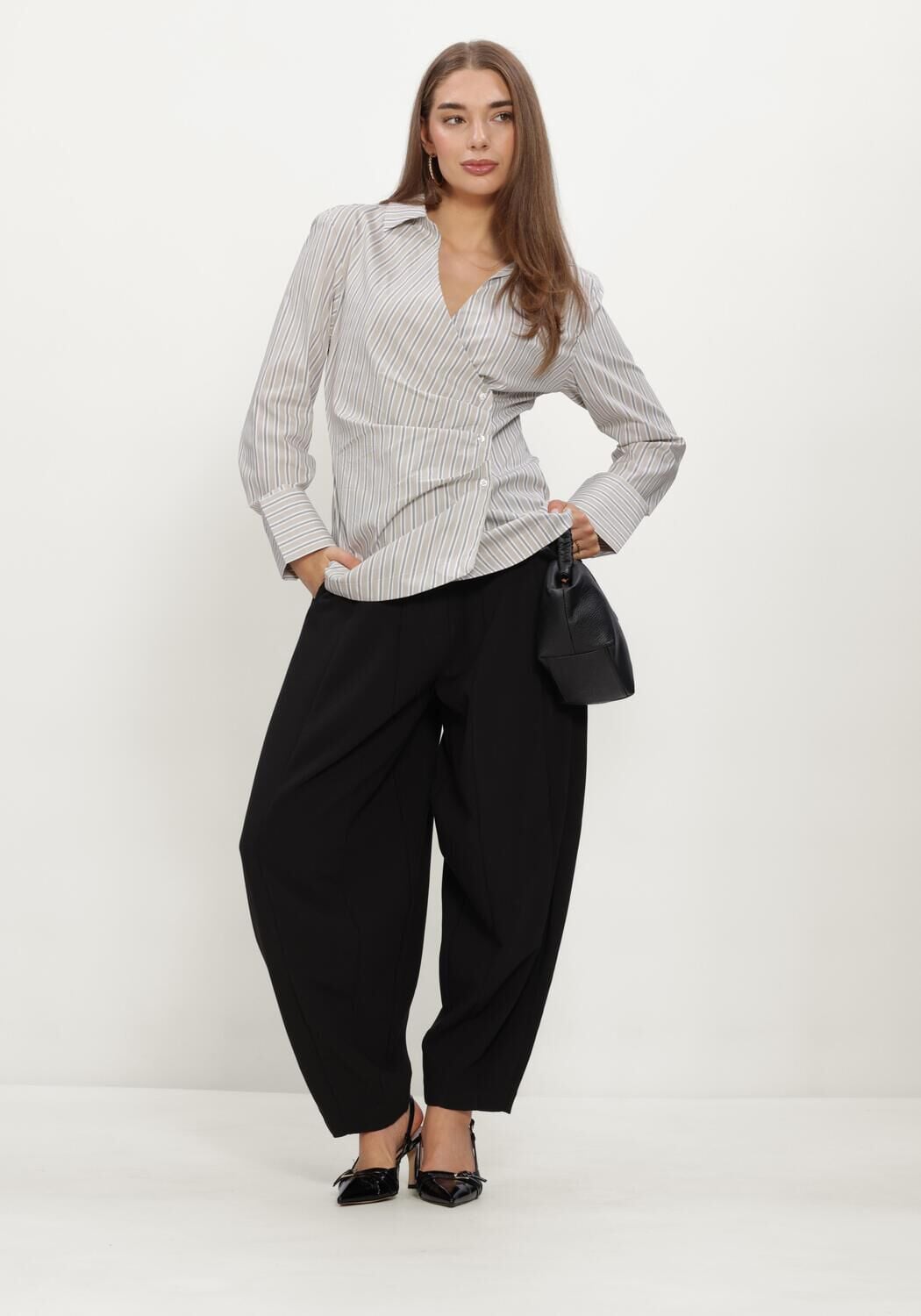 Y.A.S. YAS Dames Broeken Yasbay Hw Barrel Balloon Pant Zwart