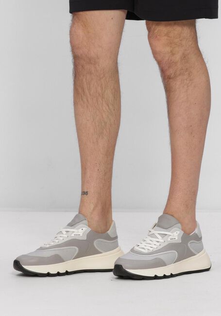Grijze NUBIKK Lage sneakers LUCA NOA - large