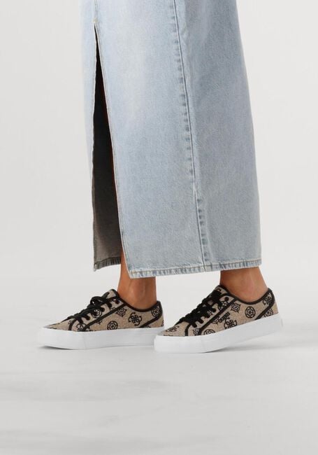 Beige GUESS Lage sneakers JELEXA - large