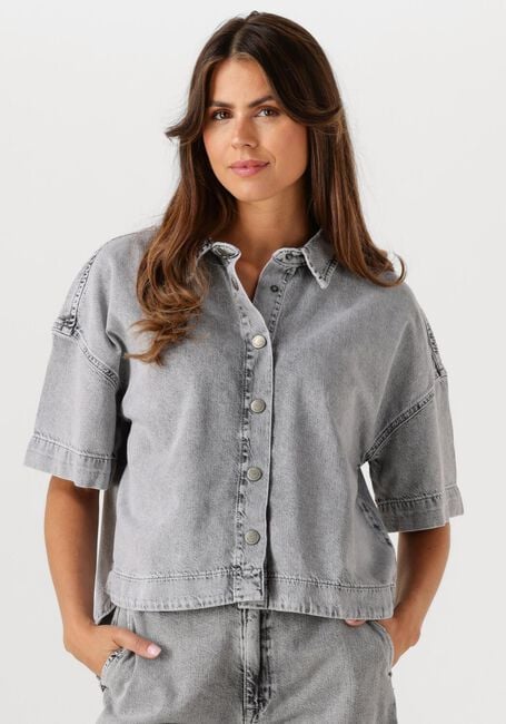 Lichtgrijze MY ESSENTIAL WARDROBE Top MALOMW143 BOXY SHORT SHIRT - large