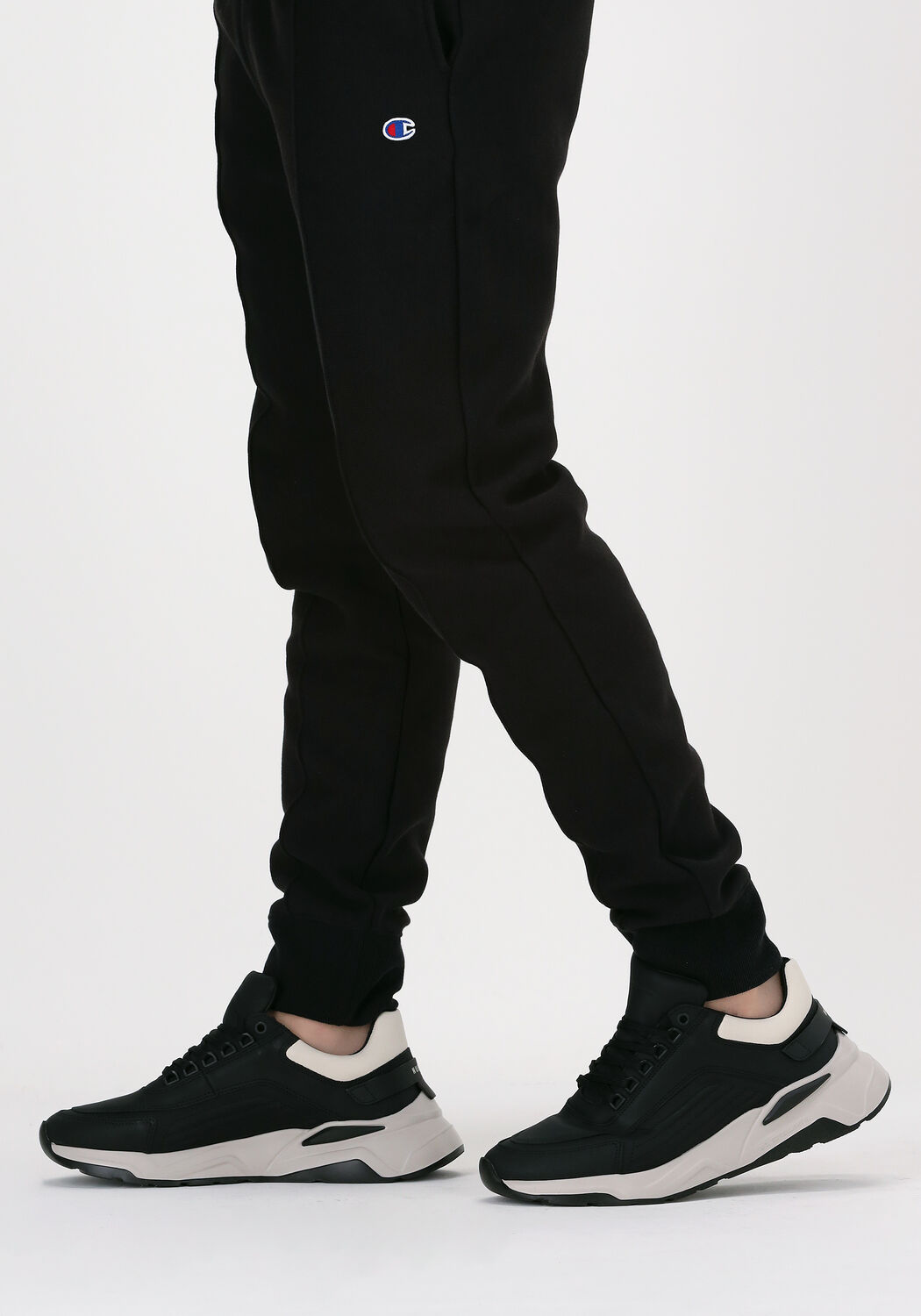 Zwarte NUBIKK Lage sneakers DUSK MALTAN - large