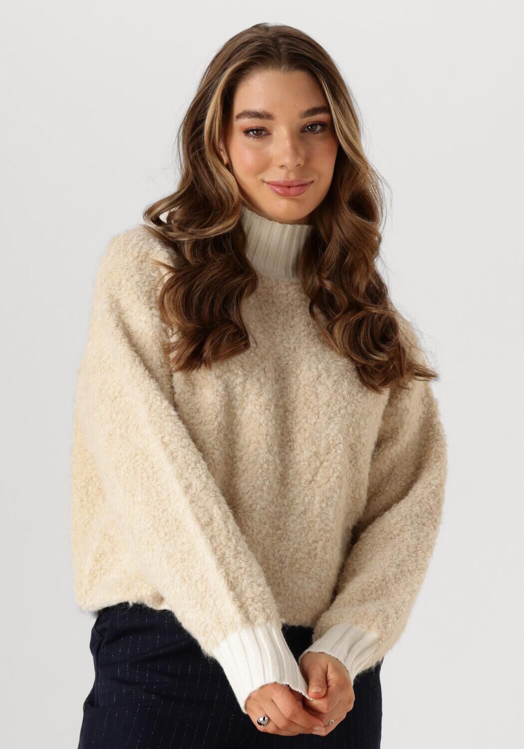 NUKUS Dames Truien & Vesten Essy Pullover Zand