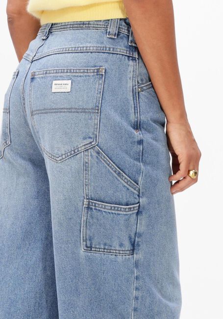 Lichtblauwe ABRAND JEANS Wide jeans MID SUPER BAGGY - large