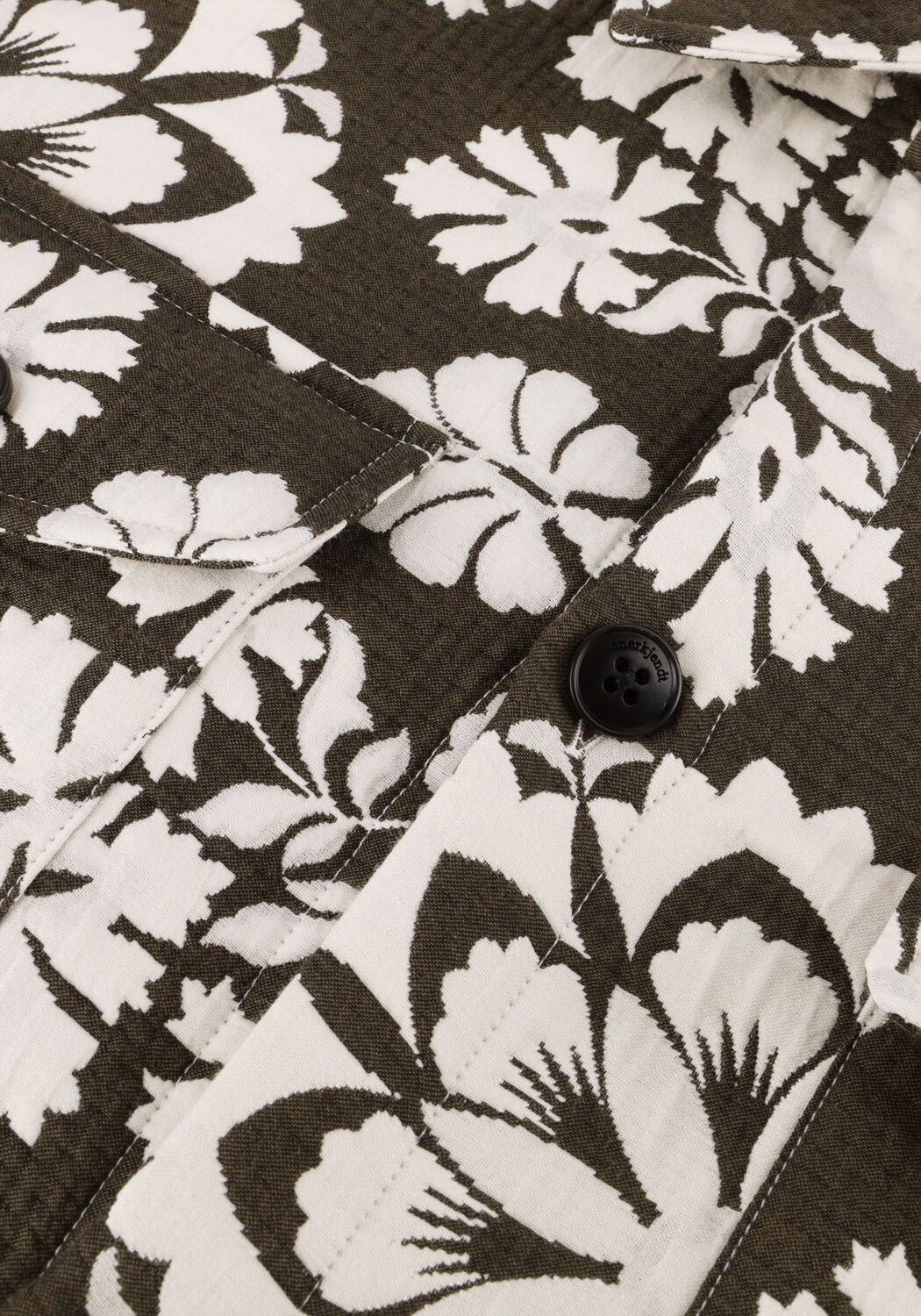 Groene ANERKJENDT Overshirts AKOSCAR FLOWER JACQ OVERSHIRT - large