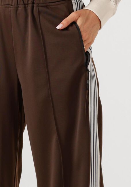 Bruine HAUTE L'AMITIÉ Joggingbroek BAGGY TRACK TALL PANTS - large