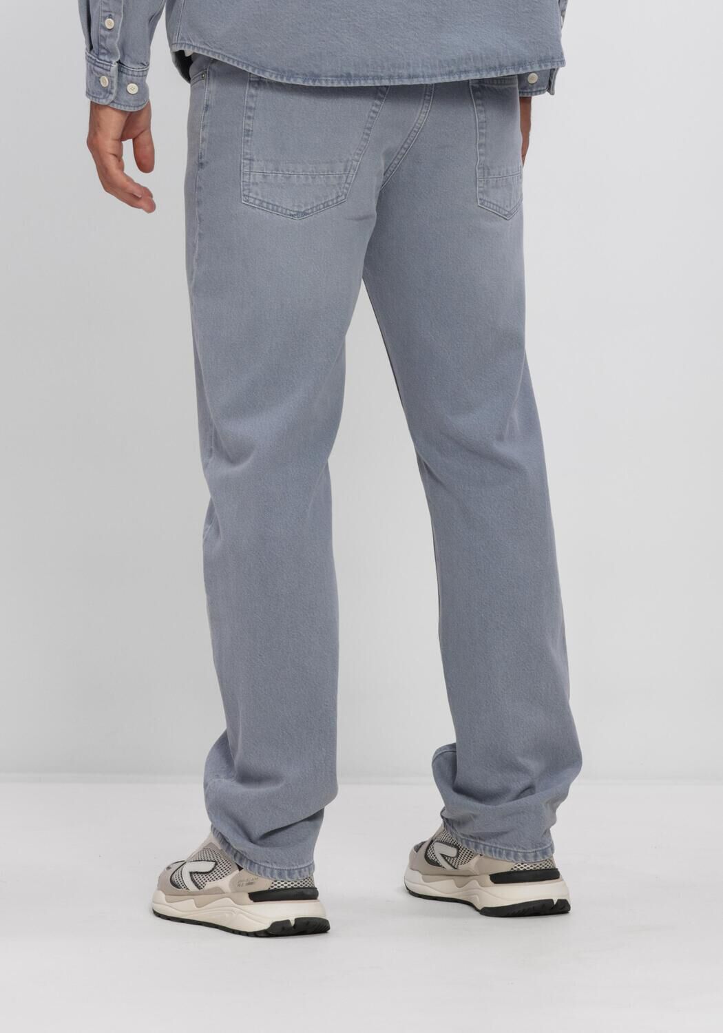 BUTCHER OF BLUE Heren Jeans Modesto Garment Dye Denim Lichtblauw