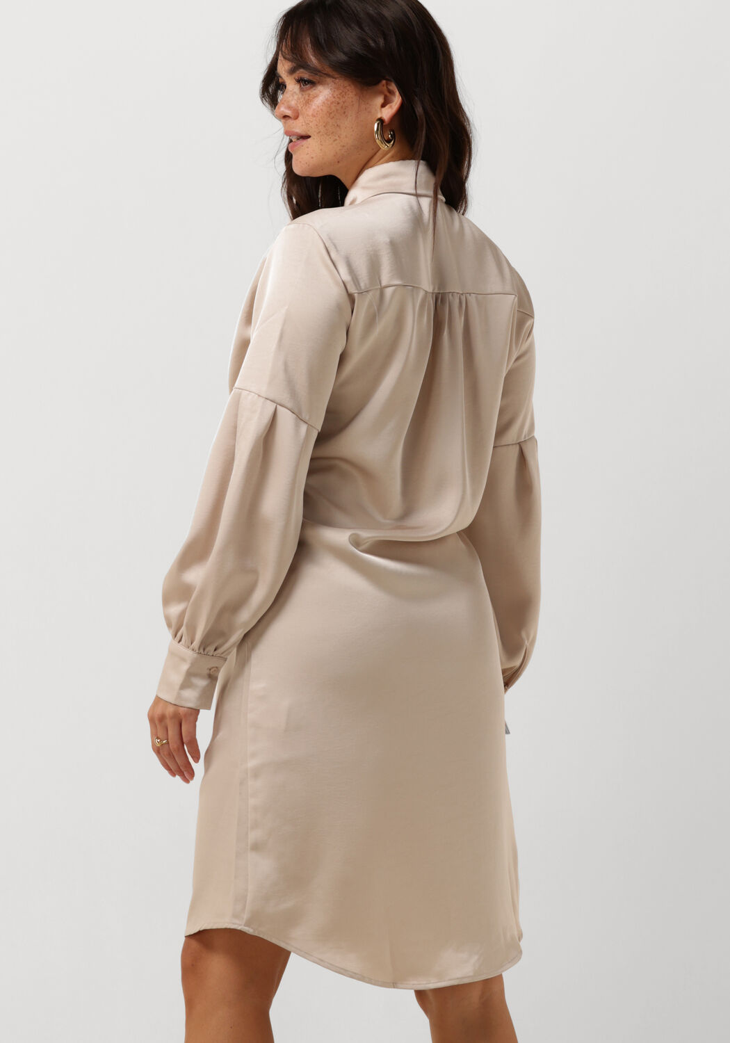 NEO NOIR Dames Jurken Nima Heavy Satin Dress Beige