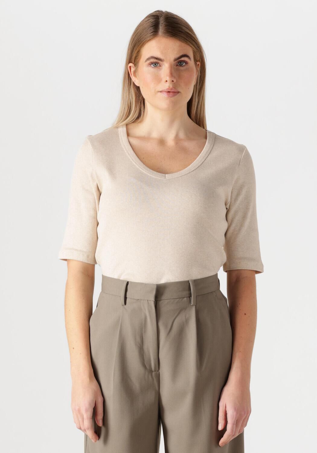 KNIT-TED Dames Tops & T-shirts Eden Beige