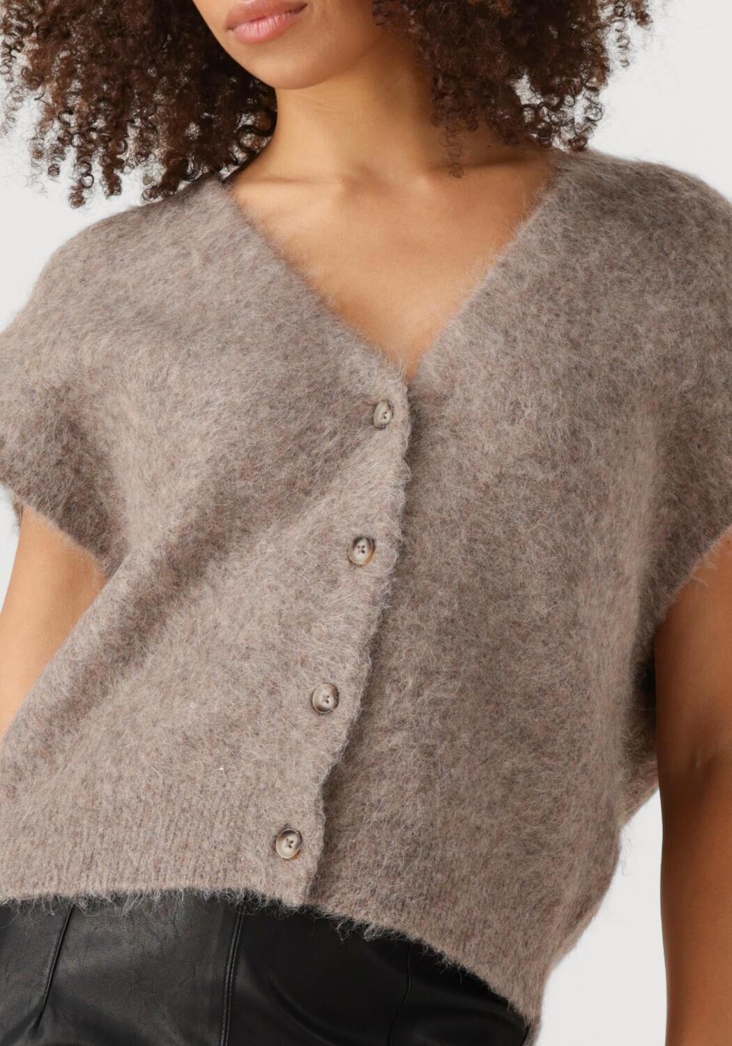 KNIT-TED Dames Truien & Vesten Constance Taupe