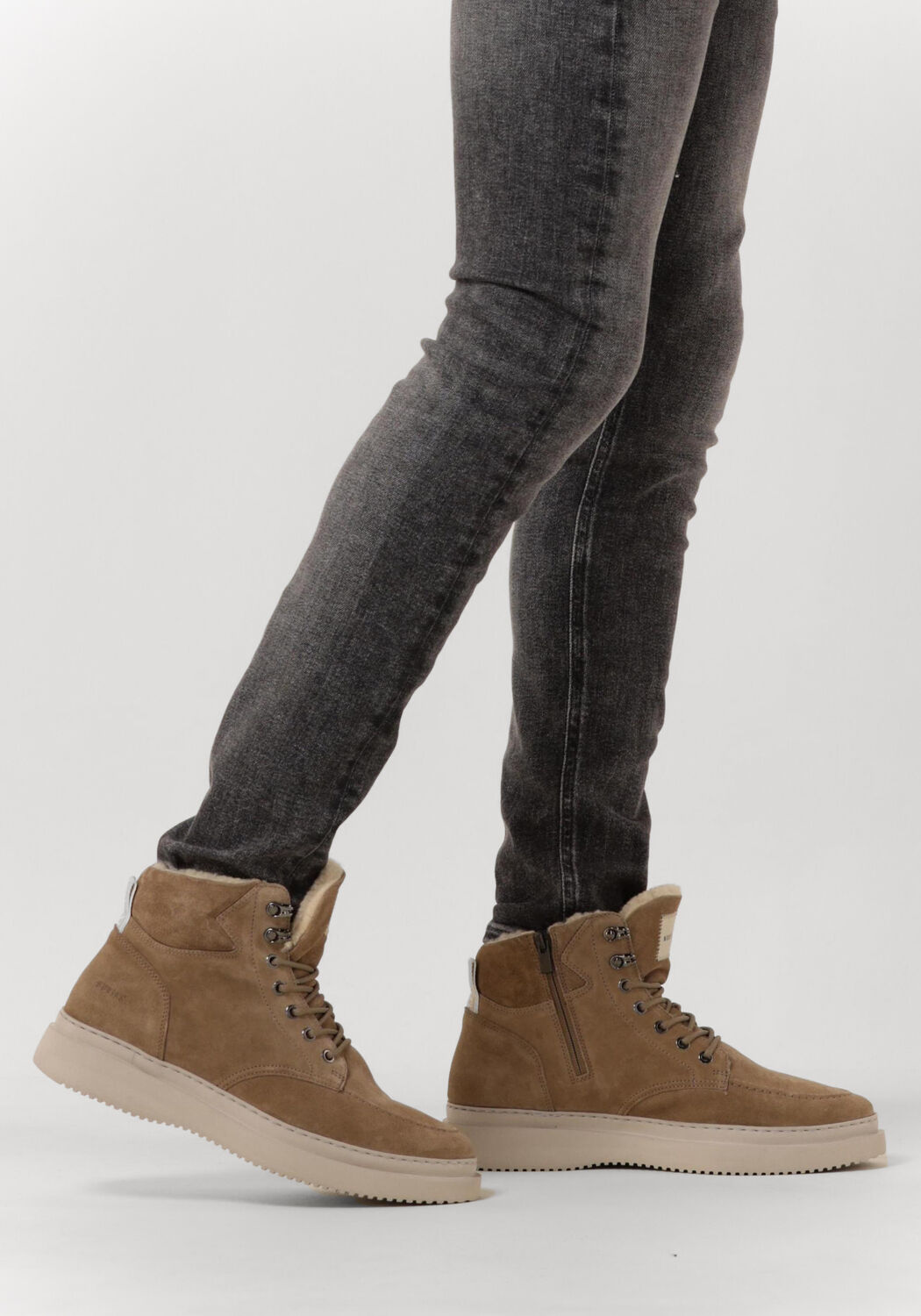 Taupe NUBIKK Hoge sneakers JONAH POLAR FUR Omoda