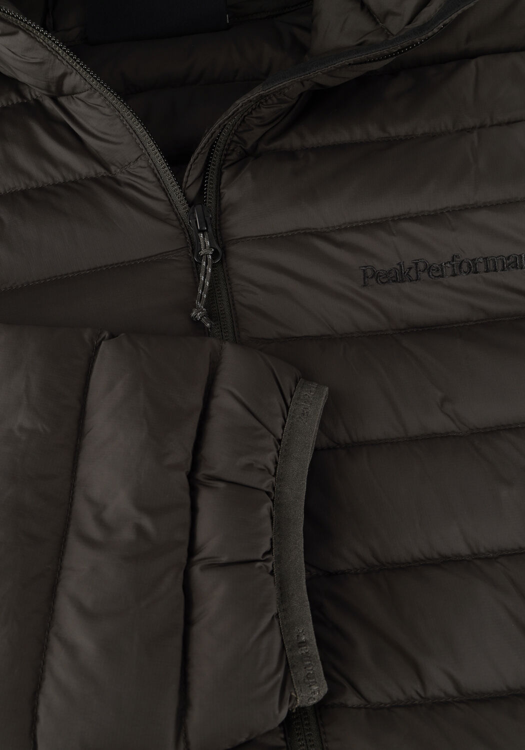 Donkergroene PEAK PERFORMANCE Gewatteerde jas M DOWN LINER HOOD JACKET - large