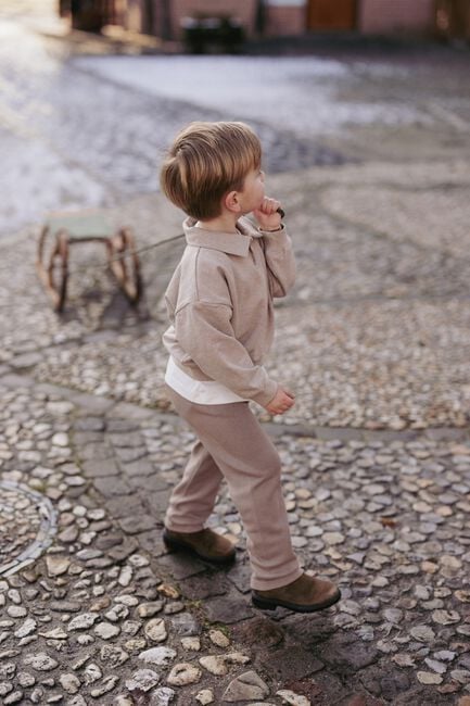 MR.LOUTRE JAMES - large