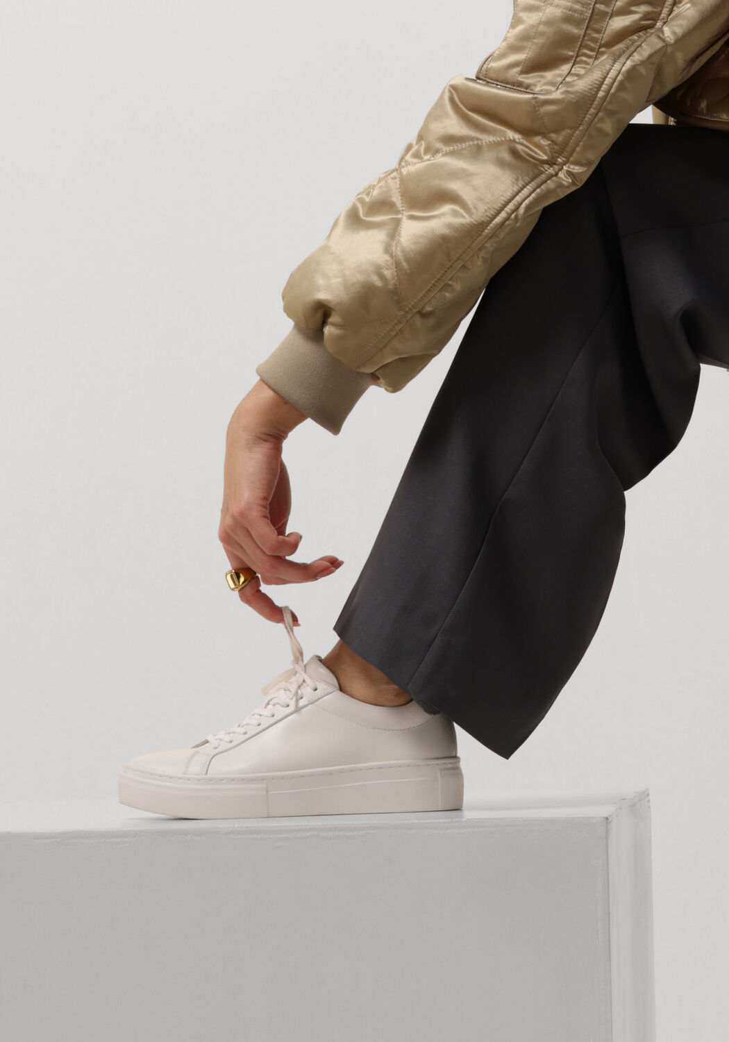 Witte VAGABOND SHOEMAKERS Lage sneakers ZOE PLATFORM - large