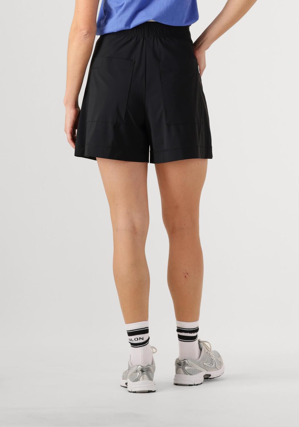 PENN & INK Dames Broeken Shorts Zwart